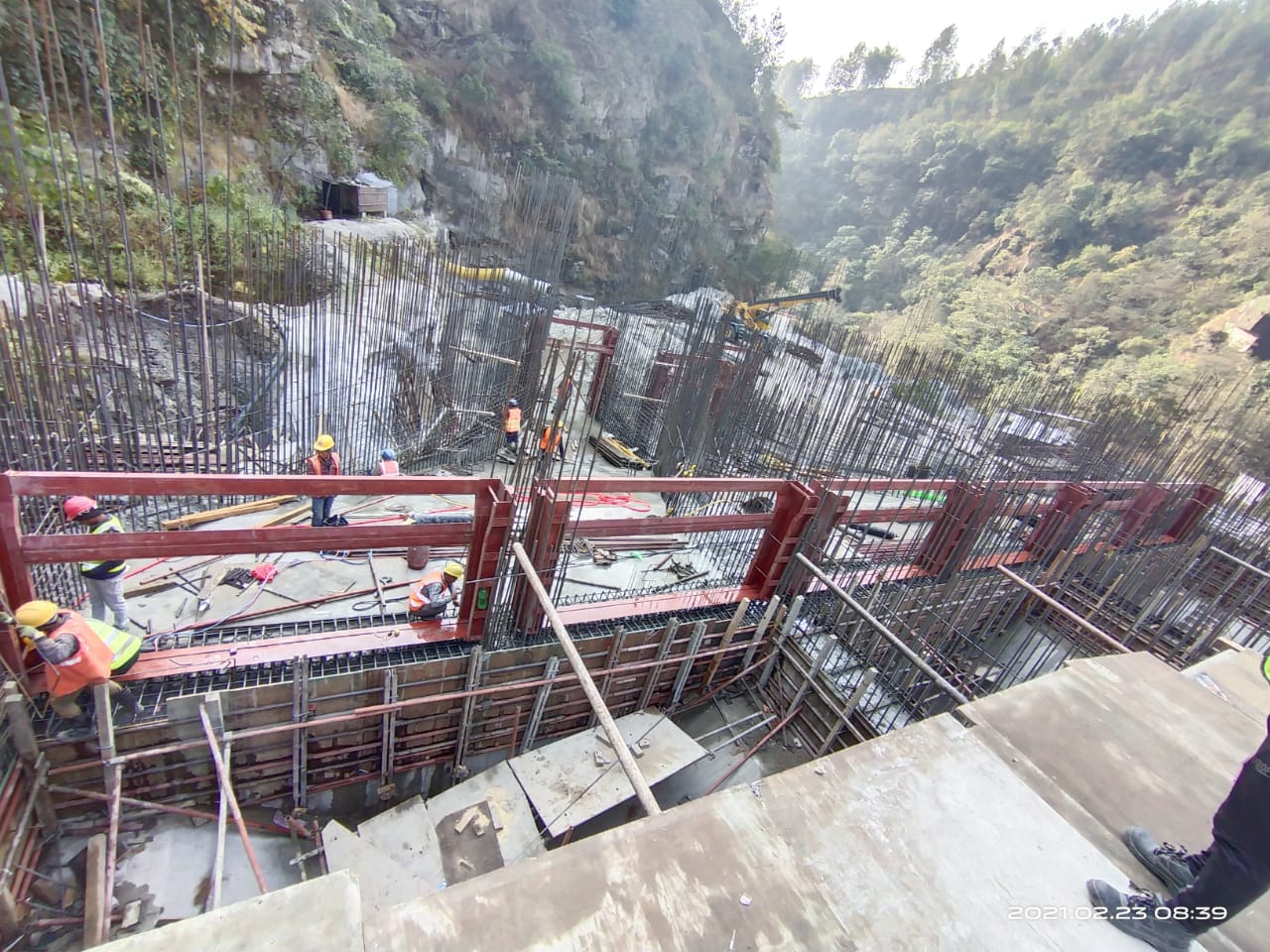 Settling Basin Slotted Gate Embedded Parts Installation in Progress 24.02.21 लगानीको अवसर : १ अर्ब ५ करोडको बराबरको आइपियो निस्कासन हुने