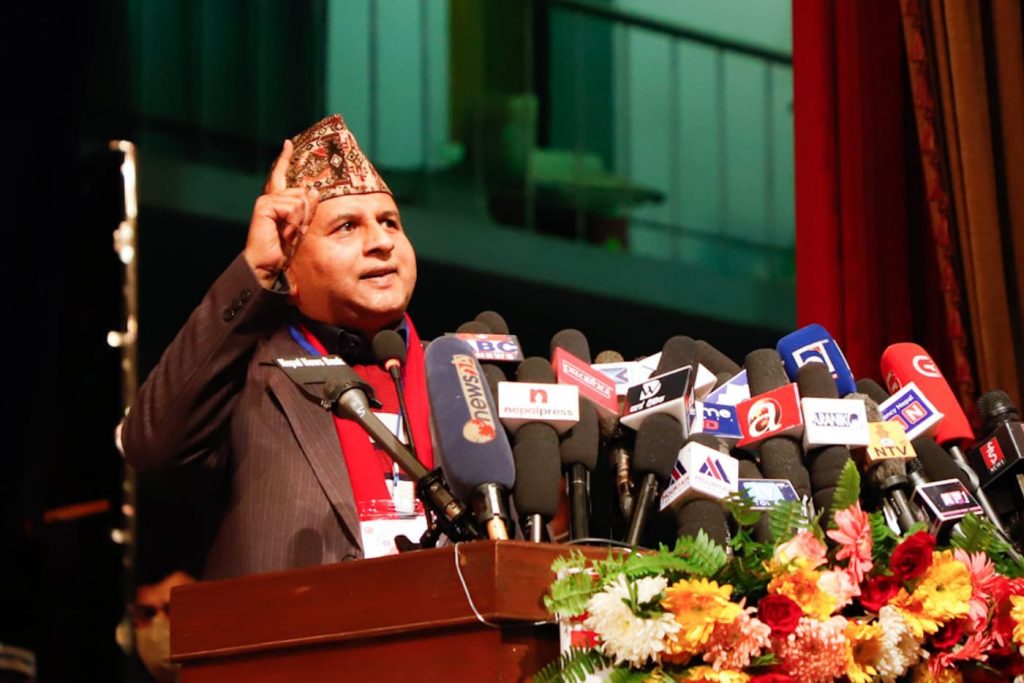 आखिर किन माओवादीले गर्यो सुभकामना दिन गएका एमाले महासचिव शंकर पोखरेलको अपमान ?