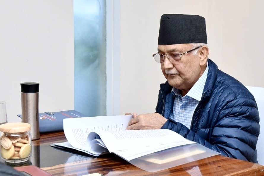 81 लाकुरीभञ्ज्याङमा के गर्दी छन् केपी ओली ?