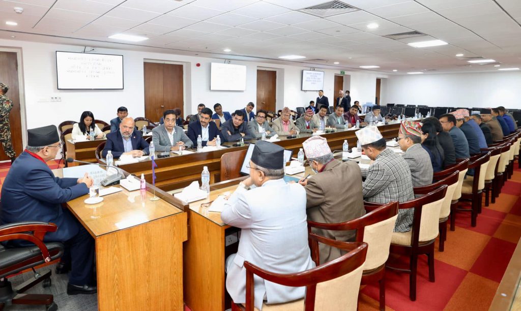 बैंक र लघुवित्त क्षेत्रका समस्या समाधान गर्न उच्चस्तरीय आयोग बनाउनुपर्ने हुनसक्छ – प्रधानमन्त्री