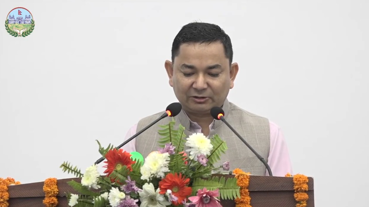 मधेस प्रदेशः अर्थमन्त्री भट्टराईले पेश गरे ४१ अर्ब १३ करोड ८६ लाखकाे बजेट