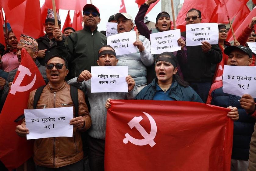 अध्यक्ष ओलीको गिरफ्तारीपछि एमाले सडक आन्दोलनमा