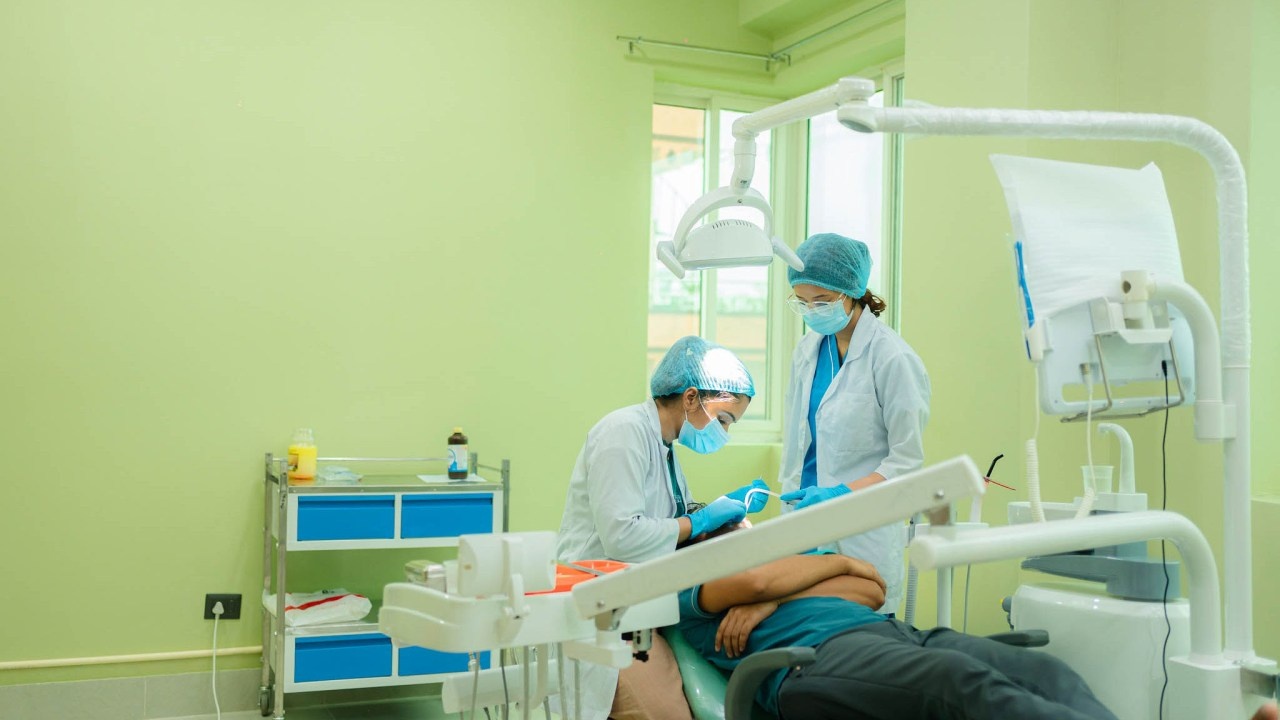 आइतबार पनि अस्पतालका ओपिडी सेवा सुचारु रहने, कर्मचारीलाई सट्टा बिदाको व्यवस्था