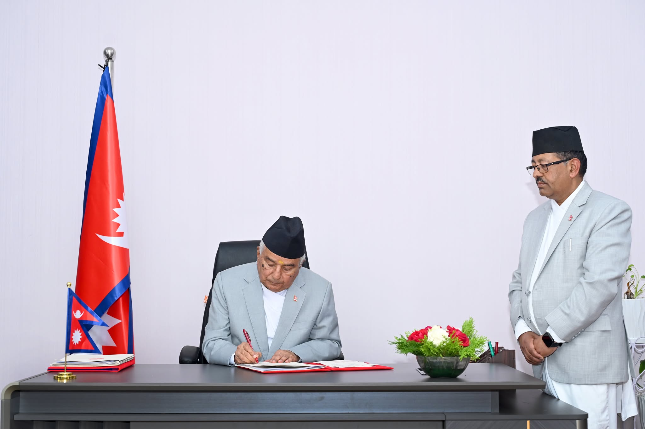 राष्ट्रपति पाैडेलले जारी गरे अर्काे अध्यादेश
