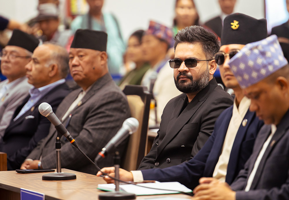 प्रधानमन्त्रीको अभिव्यक्तिप्रति परराष्ट्रमन्त्रीले स्पष्टीकरण दिने, संसदको अवरोध हट्यो